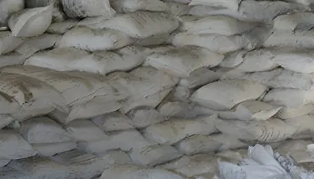 Government Finalizes 50,000 Metric Tons Chemical Fertilizer Import from India 