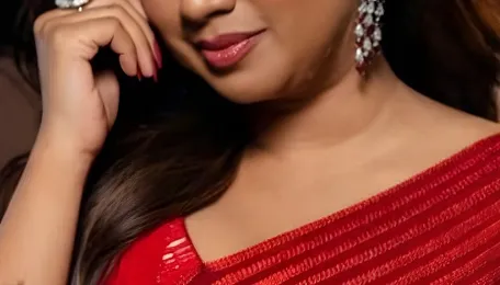 Playback Singer Shreya Ghoshal Buys Rs 60 Crore Worli Homes