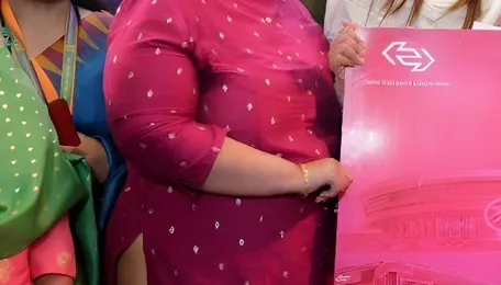 Delhi Expands Pink Card Programme For Women