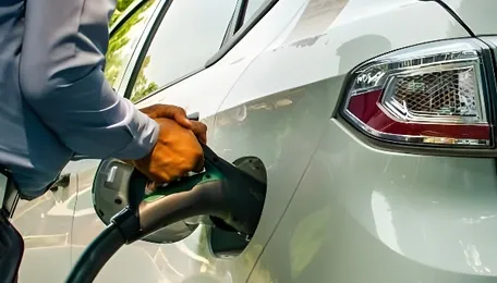 Gasoline-Fueled Vehicles Lose Ground in India 