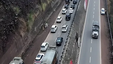 BRO Triumphs Amid Winter Challenges: Reopens National Highway 701A 