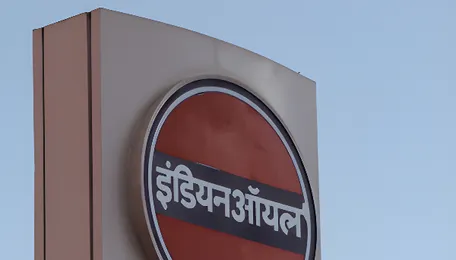 India's Largest Refinery Starts Buying American Oil – Bloomberg 