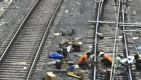 Western Line Commuters Affected as 240 Trains Cancelled on January 17–18