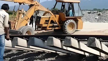 Versalis loss narrows on restructure benefits despite lower margins, volumes