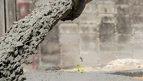 Nagpur Dharampeth Road Redesign Delays Cement Work