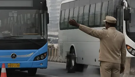 Delhi GRAP Stage-I Tightens Border Checks on Polluting Buses
