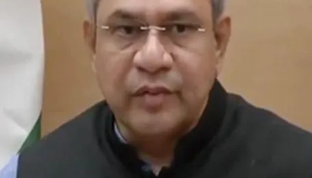 Union Railway Minister Ashwini Vaishnaw highlights India's unique achievement: Massive station redevelopment without halting rail traffic 