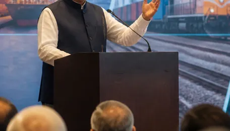 Mumbai-Gujarat Economic Corridor Pitched as Asia Growth Hub
