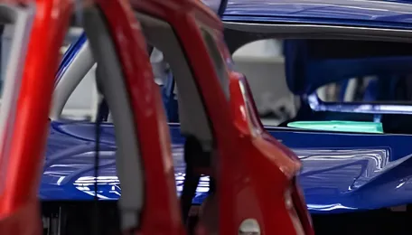 EV Battery Supply Chain Economics: OEMs vs Cell Makers 