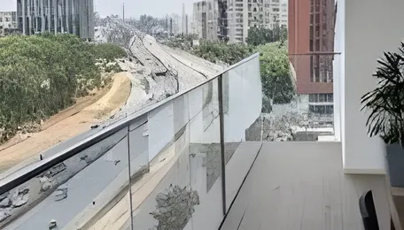 Bangalore Real Estate Shrinks Balconies