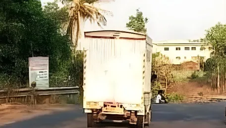 Kolhapur collector orders removal of highway encroachments within 15 days 