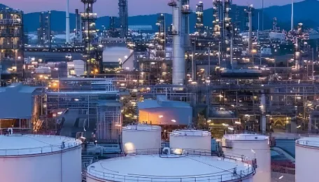 Economist signals risk from oil shortages 