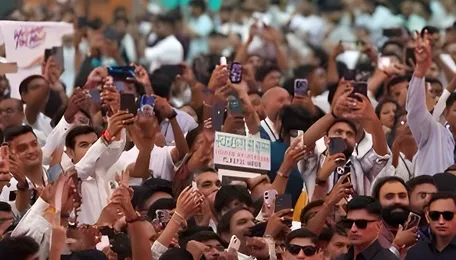 We Built 50,000 Rail Coaches, Cong Regime Could Not Build 50,000 Toilets: Modi 