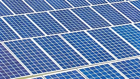 India’s Large-Scale Solar Pipeline Tops 200 GW