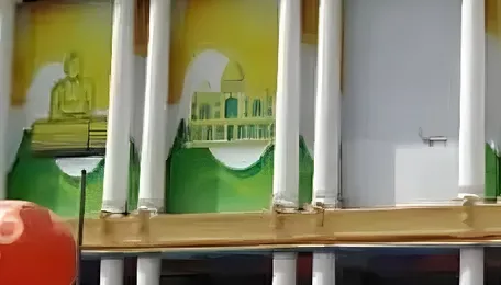 New Delhi Station Cuts Parking Charges Enforces Sixty Minute Limit For Vehicles