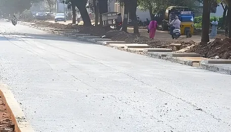 Slow pace of 80-feet road work near Sira Gate irks motorists 