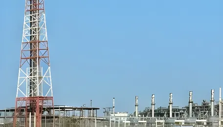Mideast LNG Disruptions Spur Record EU Gas Trading Volumes 