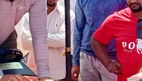 Line attendant suspended after cows electrocution triggers 5-hour highway blockade in Khargone 