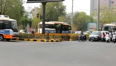 Ahmedabad Outdoor Campaign Signals Evolution In Urban Media
