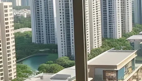 Pune Retirees Prioritise Function Over Size in Housing