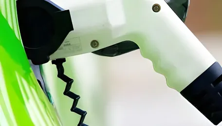 EV Batteries Can Now Charge in 10 Minutes 