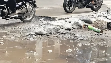 Hyderabad Roads And Drainage Face Political Scrutiny
