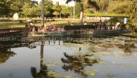Pune Sarasbaug Closure Sparks Civic Transparency Debate