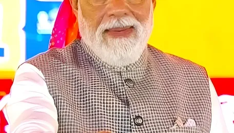 PM Modi Unveils Landmark Solar Power Plant in Bikaner, Boosts India's Renewable Ambitions 