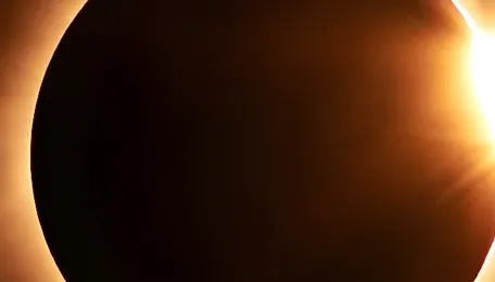 A total solar eclipse threatens energy production in Europe 