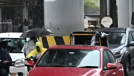 Mumbai Weather Tests City Mobility And Drainage