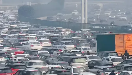 Gurugram Traffic Restrictions Near Metro Hub Today