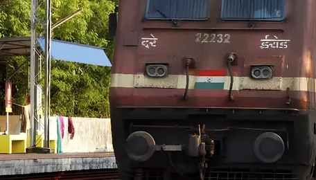 Rail travel insurance should not be limited to online tickets: SC