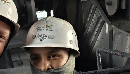 Australia-India partnership takes step closer to green steel through world-first use of ag waste in steelmaking 