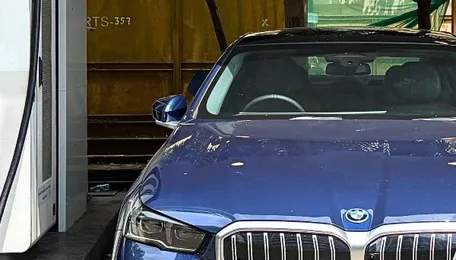 BMW i5 LWB real world range tested, explained 