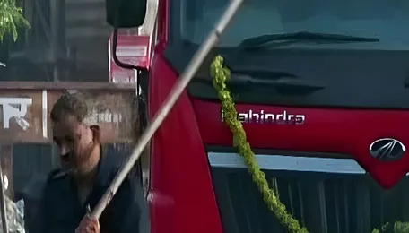 Fire breaks out at hospital in Delhi’s Dabri; no casualties 