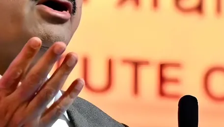 Gautam Adani's BIG move, acquires another company, its business is... 