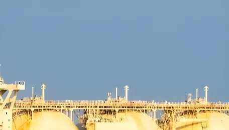 LNG Tankers Push Through Hormuz Again as Qatar, UAE Fight Supply Crunch
