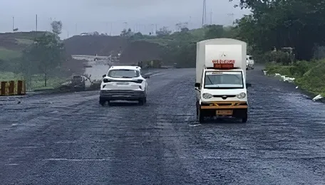 Collector reviews in Kagal-Satara six-lane work on Pune-Bengaluru highway 