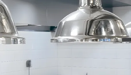 Black markets, menu cuts, and cow dung: How Indian restaurants are surviving the LPG crisis 