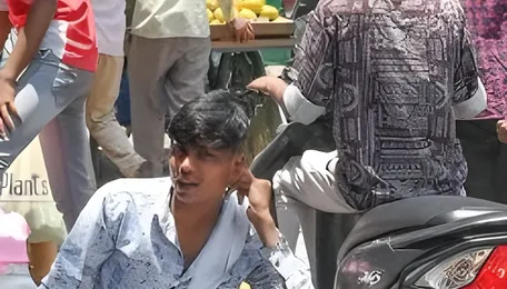 Bengaluru Street Vendor Evictions Face Growing Civic Opposition