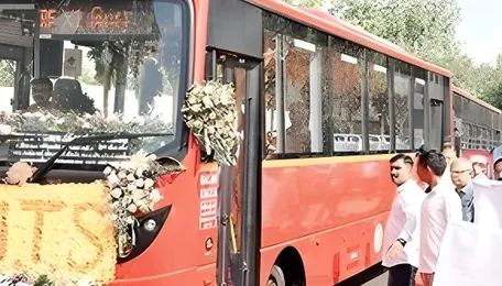 Ahmedabad Public Transport Enters Riverfront Corridor