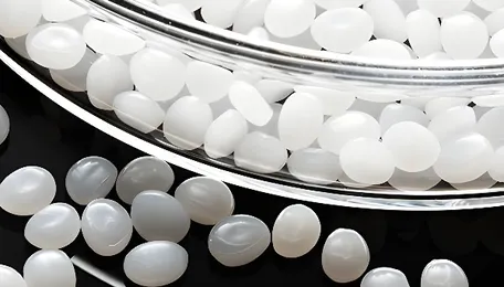 LG Chem Cuts Supply Prices for Small Clients by 100,000-200,000 Won per Ton 
