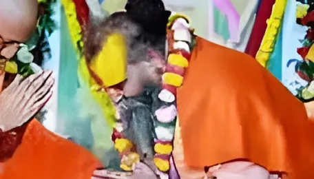 Lucknow Govt Plan Positions Agra As Economic Hub