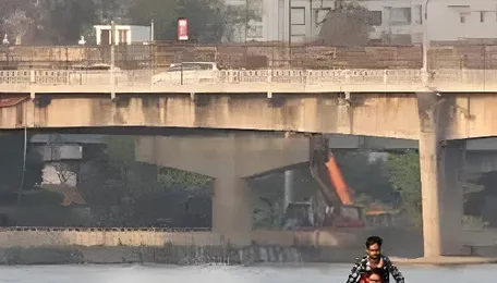 UP plans water metro on Gomti; Kochi Metro presents feasibility report