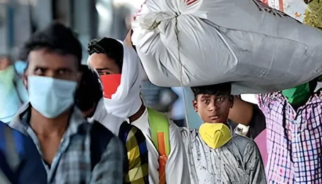 Surat Fuel Crisis Pushes Migrant Workers To Leave