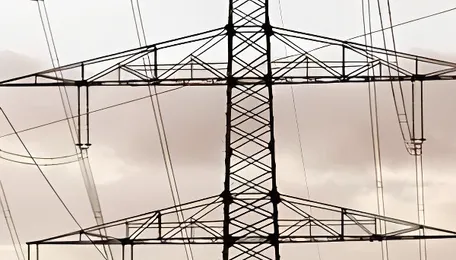 Chennai Power Repairs Disrupt Dense Urban Zones