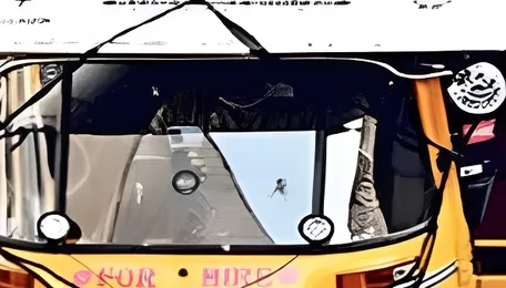 Hyderabad Auto Drivers Get Push Toward Electric Mobility
