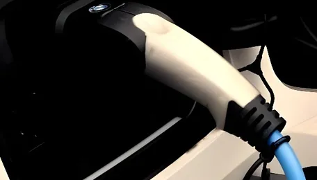 UP pushes EV adoption with 20% tariff cut during solar hours 