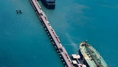 New U.S. Sanctions Law Threatens India's Huge Russian Oil Trade 