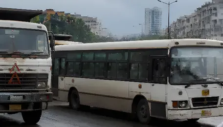 Pune Metro Work Triggers Heavy Vehicle Curbs Around Katraj